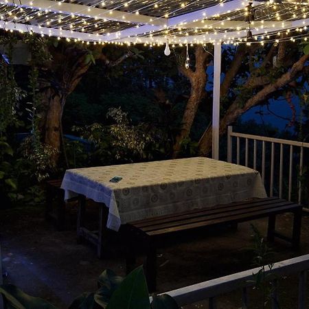 Aaravi Garden Homestay 噶伦堡 外观 照片